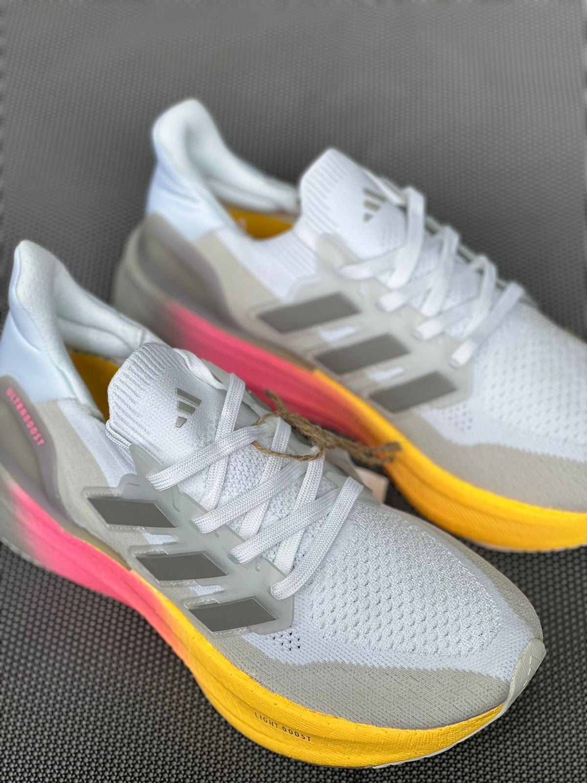 Adidas Ultraboost 5