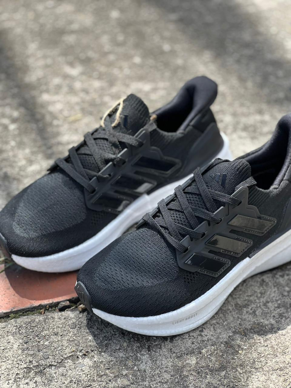 Adidas Ultraboost 5