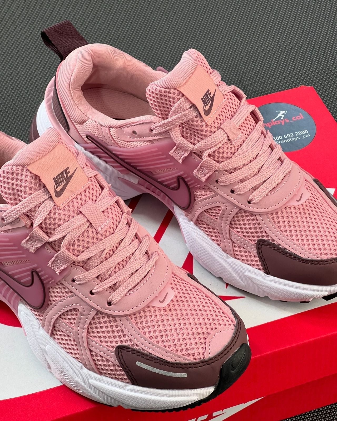 Nike Run V2K - Rosa
