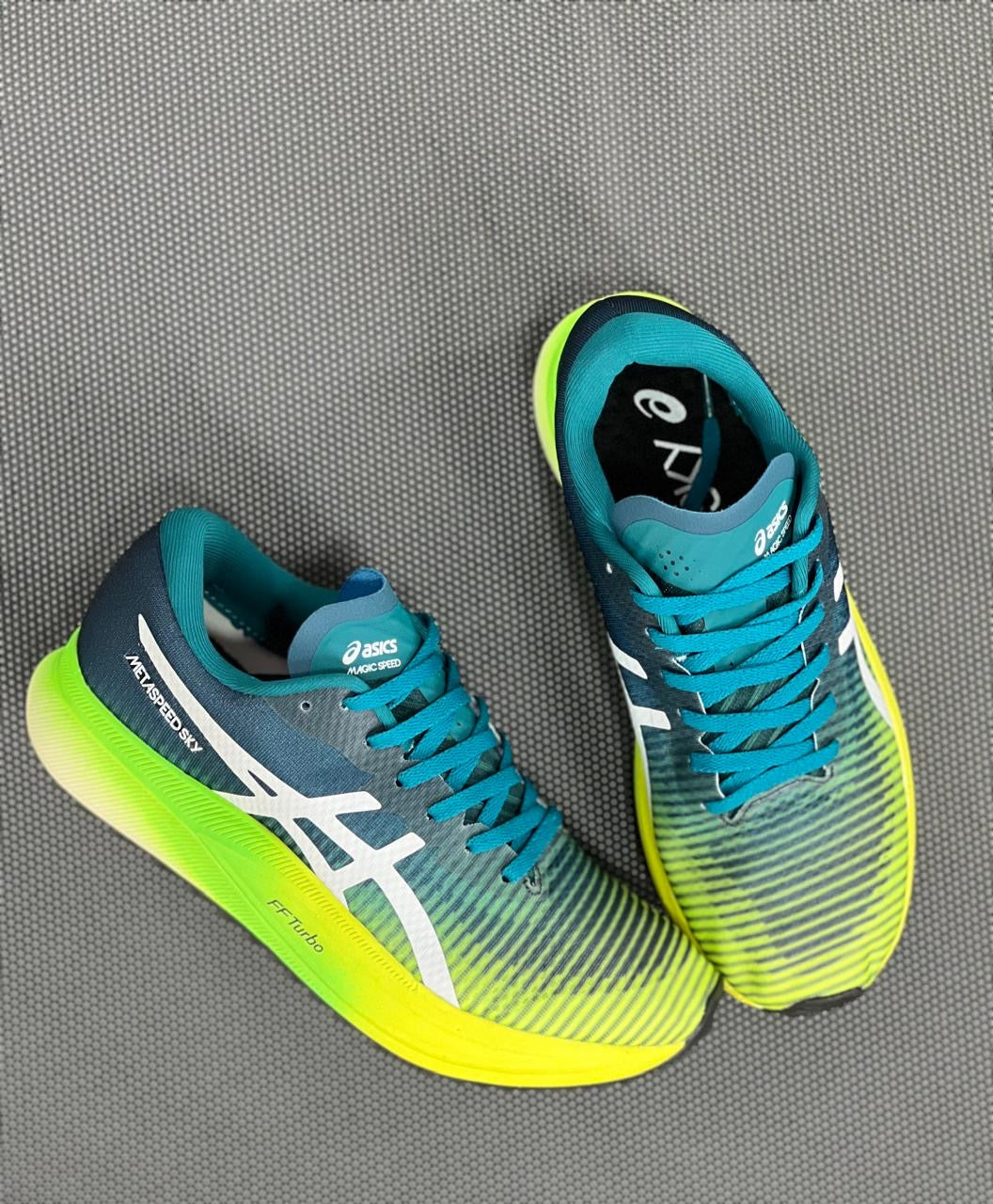 ASICS Metaspeed Sky